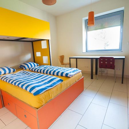 Simbol Rooms With Free Private Parking Λιουμπλιάνα Δωμάτιο φωτογραφία