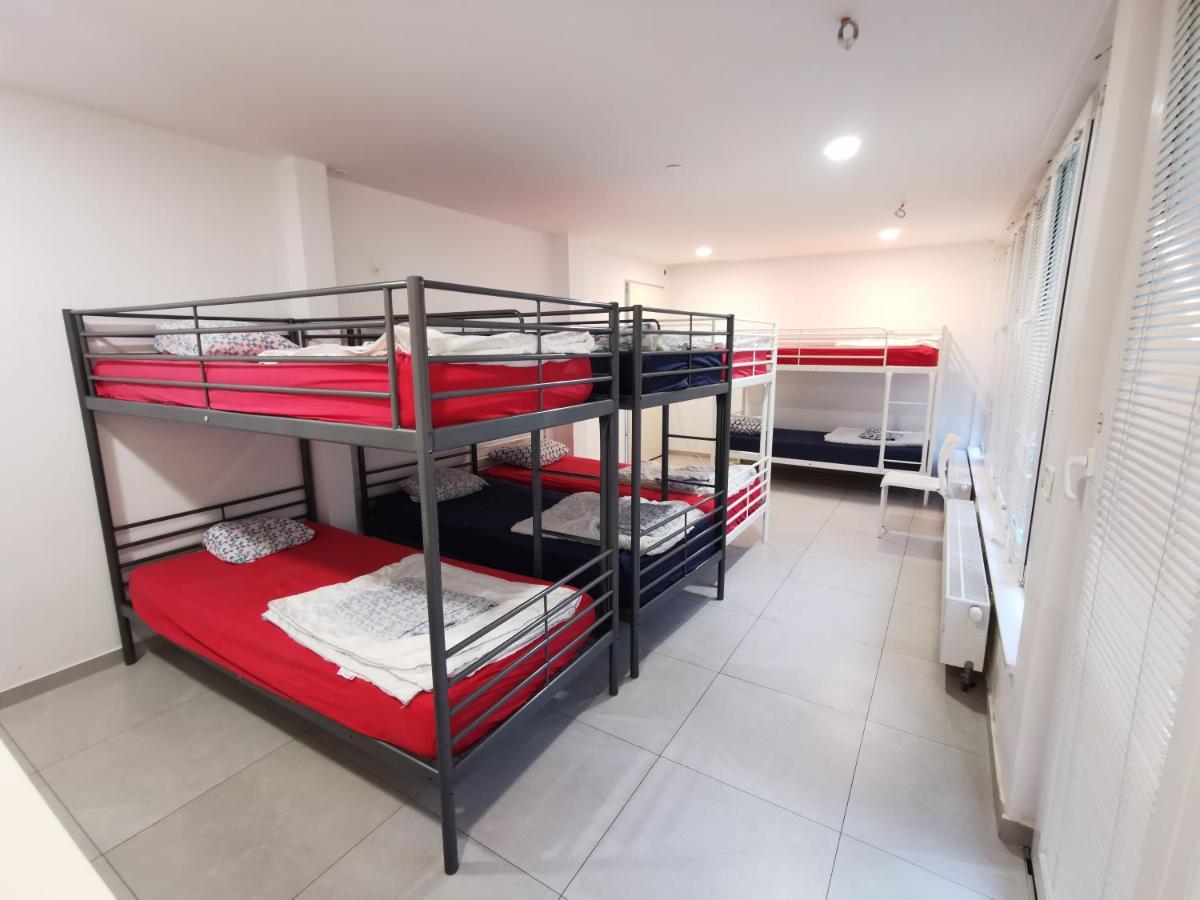 Simbol Rooms With Free Private Parking Λιουμπλιάνα Εξωτερικό φωτογραφία